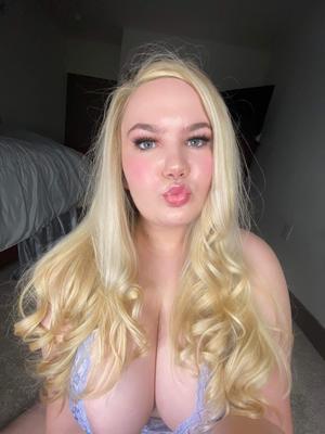 Kaya Big Ass Big Boobs Schönheit sexy blonde Mädchen gemischte heiße Aufnahmen