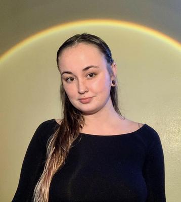 Lola Big Ass Tits kurvy geile brünette Mädchen gemischte heiße Fotos