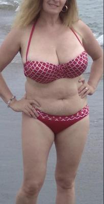 モンスターチットBBWイタリアの妻