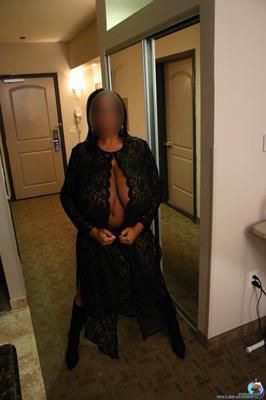 cheronTHAblackknitrobe