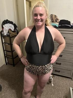 セクシーな熟女の女