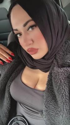 ハザールビッグアスビッグおっぱいトルコのBBWブルネットガールミックスホットショット