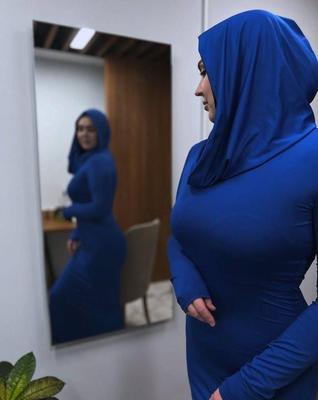 Femme turbanli sexy