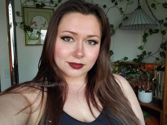 Avery Big Ass Big Boobs YouTuber Bbw Girl Kiced Hot CHOTS