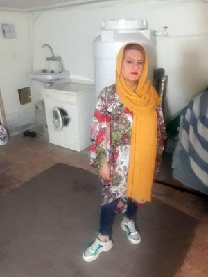 Salope de grand-mère iranienne