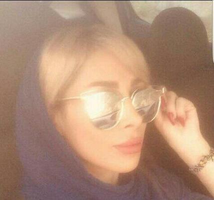 Gros seins blonds iraniens