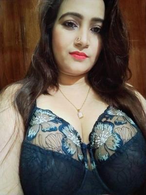 Bangla MILF wife