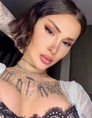 Damla gros seins cul sexy anal anal tatoué fille turque mélangée chaude