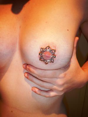 Seins percés