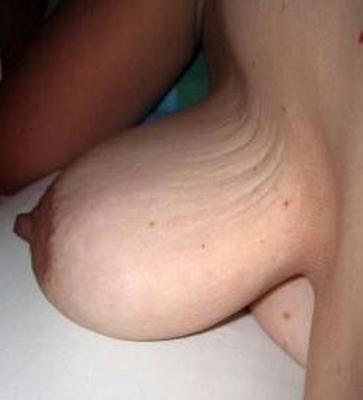 Titts auf Tisch