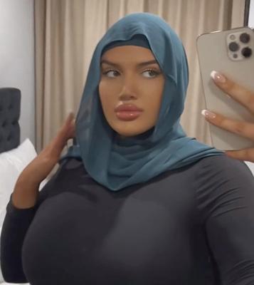 Hijabis a besoin d'un hommage à sperme, que pensez-vous