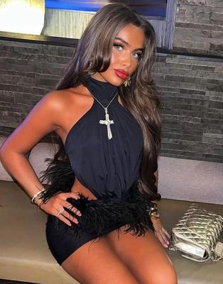 Bimbos Chav Hündinnen, um unsere vollen Kugeln so schnell zu streicheln und abzulassen
