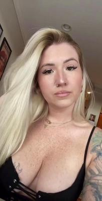 Brittny Big Ass Big Tits Gorgeous Blonde Girl Mixed Hot Shots