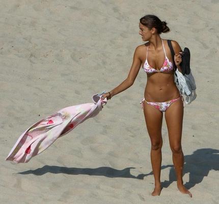 Beach Girls 