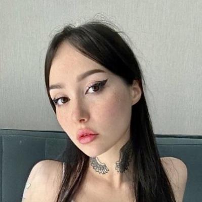 Roxy große Hüften große Titten sexy brünette Mädchen gemischte heiße Fotos
