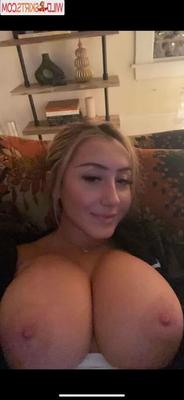 sexy curvy amateur