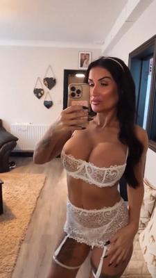Bimbo wife seven