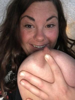 Vollbusige Chubster Milf Kyla