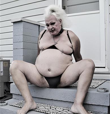 Shuggah Shows Off Her New PHATNESS In Public