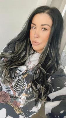 Ai mi hijastra (tetas de llenado de labios)