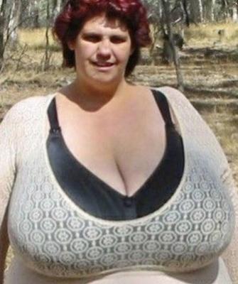 Big Titts in bra 