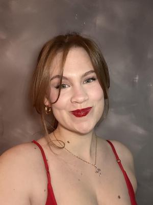 Albi Huge Boobs Curvy Beauty Blonde Girl Mixed Hot Shots