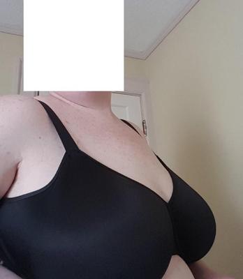BBW bath time selfies