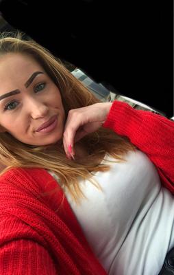 Comment my gf! 