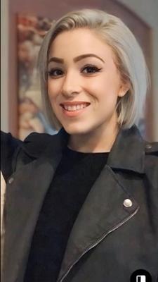 Ai meine Stieftochter (kurze platinblonde Titten)