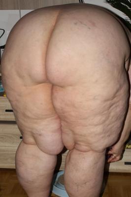 Mega Fat KG Deutsch SSBBW nackt