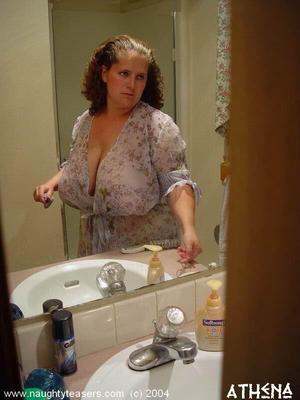 Athena Shower