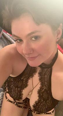 Shelby with big tits
