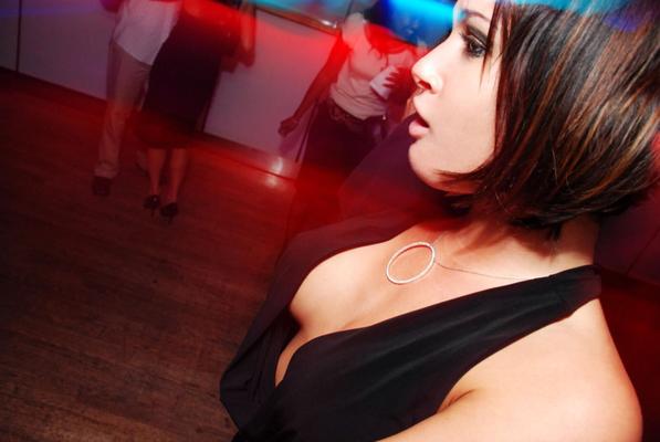 Tory Lane aime le clubbing