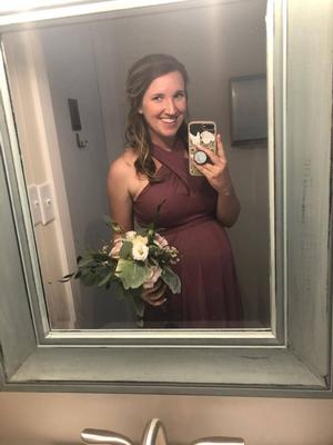 Un adolescent amateur devient une femme sexy preggo pawg