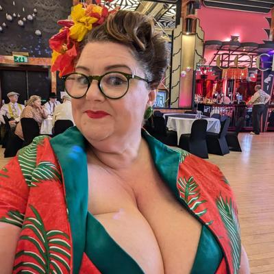 BBW Huge Tits