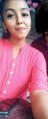 Big Tiitty Indian whore in HR for repost