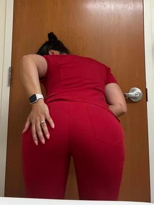 セクシーなスウィンガーナースの妻