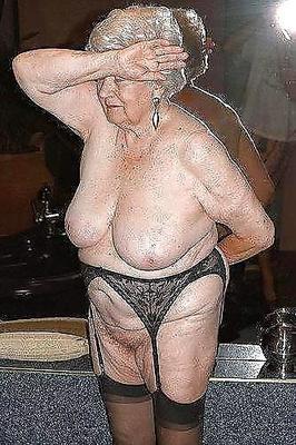 GRANNIES BOOBS AND MORE