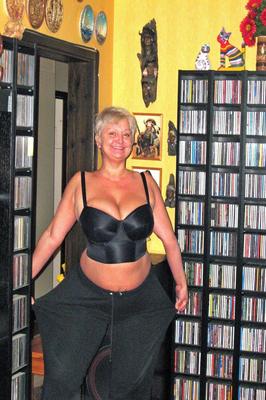 Boobs, pussy and ass. Enjoy!