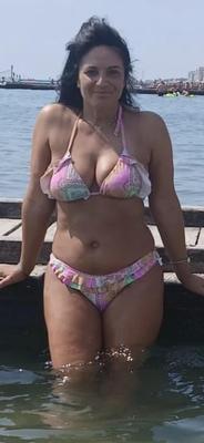 Sweet Busty Italian Milf
